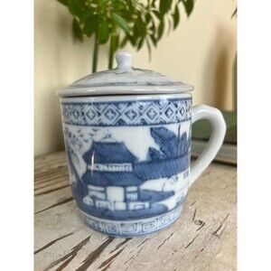 Vintage Chinoiserie Lidded Blue & White Teacup 3" x 3.25" Japan